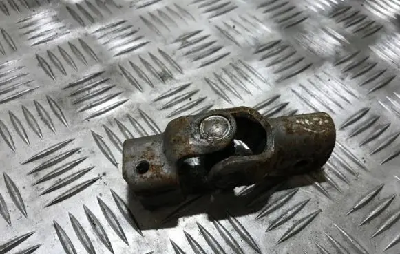 Mitsubishi Colt Steering column universal joint