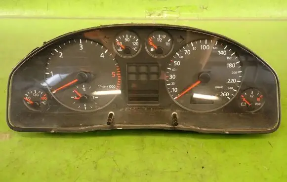 Audi A6 S6 C5 4B Speedometer (instrument cluster) 4B0919860N