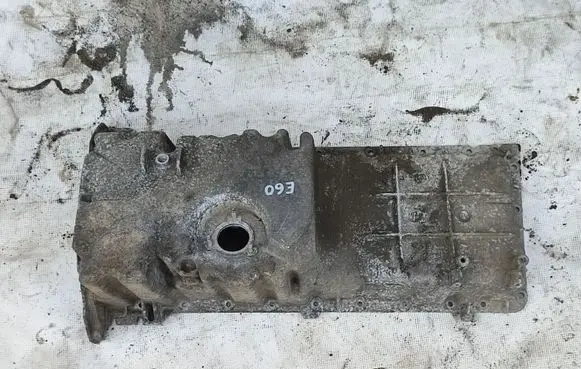BMW 5 E60 E61 Oil sump 11137793495 11137788423