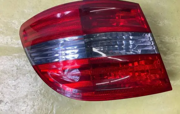 Mercedes-Benz B W245 Rear/tail lights A1698202564