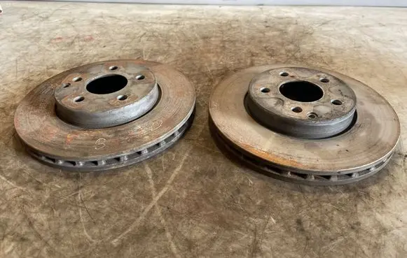 Mercedes-Benz E W211 Front brake disc 90R02C0115
