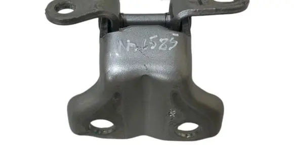 MG ZS Rear door upper hinge 50011625