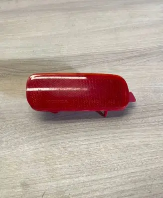 Honda CR-V Rear tail light reflector 23772500 P0070r P2132l