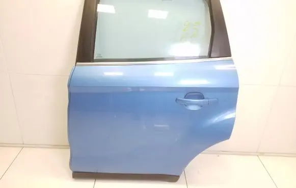 Ford Kuga I Rear door