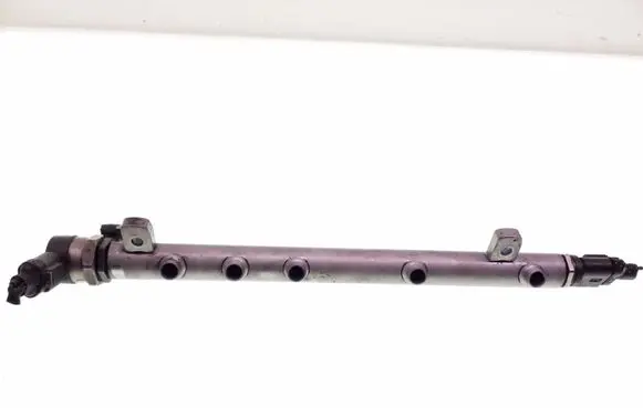 Mercedes-Benz B W245 Fuel main line pipe A6400702395 A6110780449