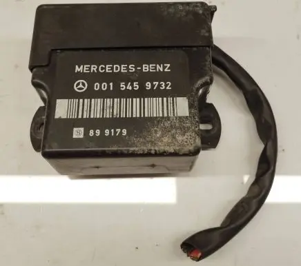 Mercedes-Benz E W124 Other relay 0015459732 A0015459732