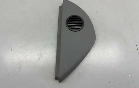 Dashboard side end trim
