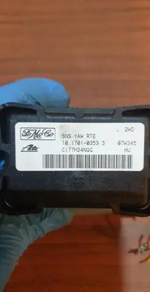 Volvo V50 ESP acceleration yaw rate sensor 10170103533 CI77H24NQG