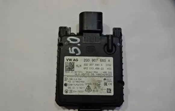Volkswagen Polo IV 9N3 Other control units/modules 2Q0907685A