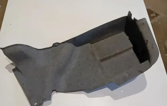 Trunk/boot lower side trim panel