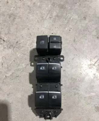 Toyota C-HR I Electric window control switch 84040F4020