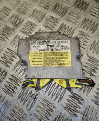 Mercedes-Benz A W169 Airbag control unit/module A1698207726