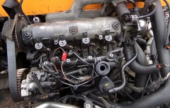 Opel Vivaro Engine F9Q760 F9Q762