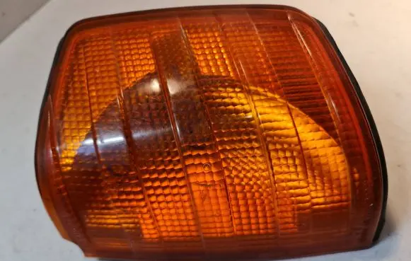 Mercedes-Benz 190 W201 Front indicator light 42656R6