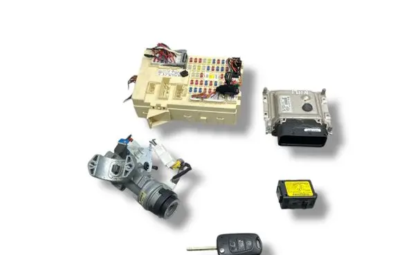 Hyundai Veloster Engine ECU kit and lock set 391282B500 9001140103KF 954202V000