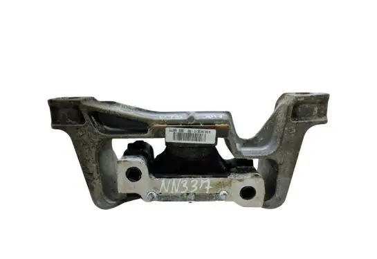 Mercedes-Benz GLA W156 Engine mount bracket A2462402617