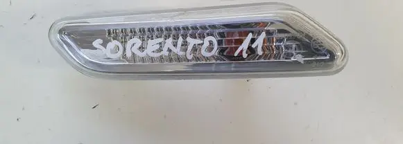 KIA Sorento Front indicator light