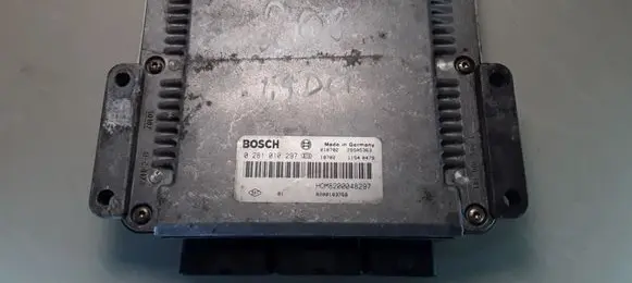 Renault Laguna II Engine control unit/module 0281010297 HOM8200048297