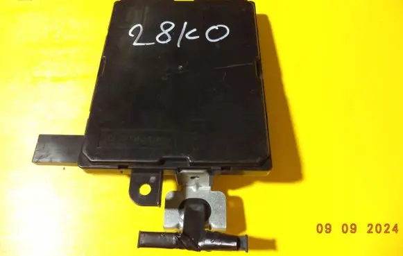 Peugeot 4007 Fan control module 7820A055