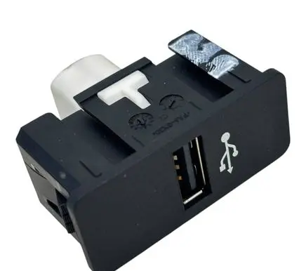 BMW 3 GT F34 USB socket connector 84109230248 MD169596 9230248