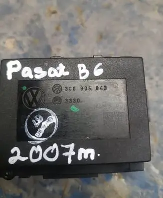 Volkswagen PASSAT B6 Ignition lock contact 3C0905843 3330