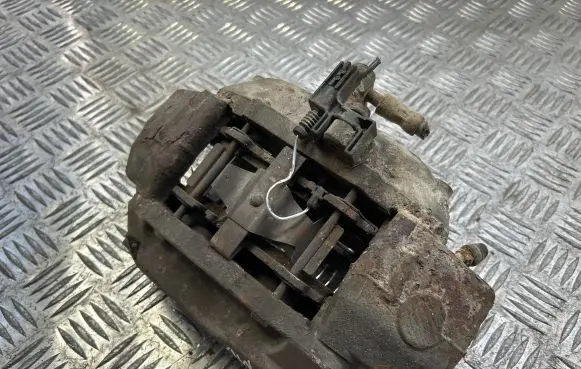 Mercedes-Benz ML W163 Front brake caliper