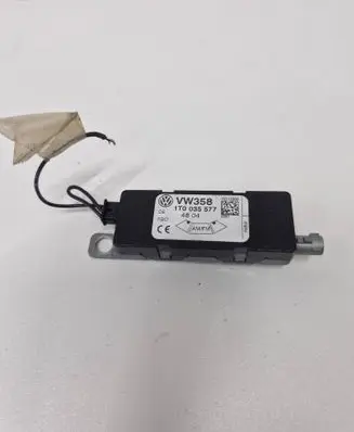 Volkswagen Touran I Antenna control unit 12012200 1T0035577