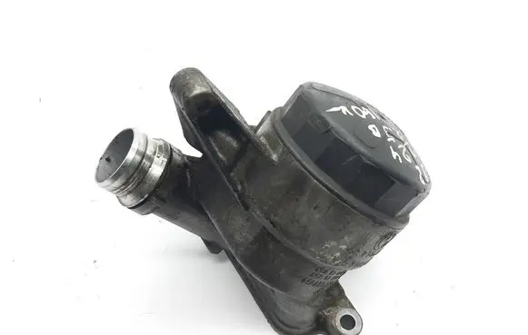 BMW 3 E92 E93 Oil filter cover 7516383