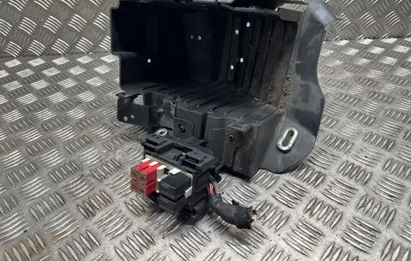 Fuse box set