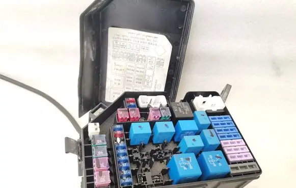 Hyundai Tucson LM Fuse box set N912132E1100C 912132E110 91213