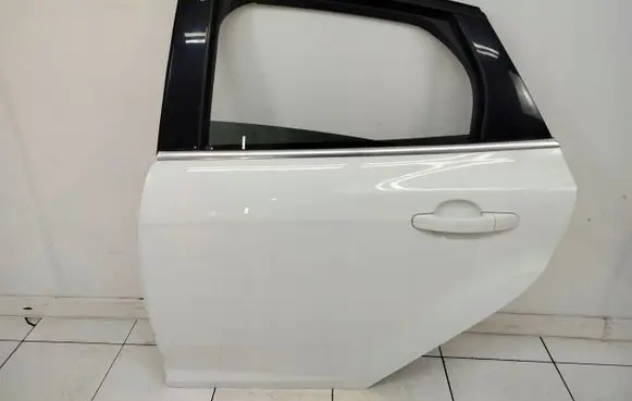 Ford Focus Rear door 