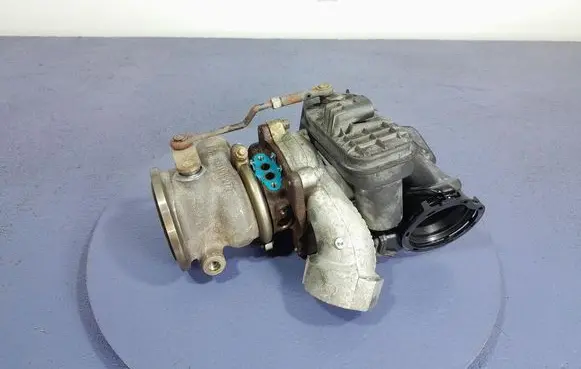 Skoda Rapid (NH) Turbo system vacuum part 04C145702R
