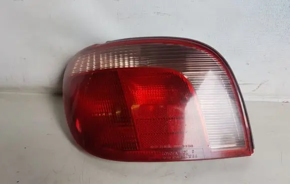 Toyota Yaris Rear/tail lights