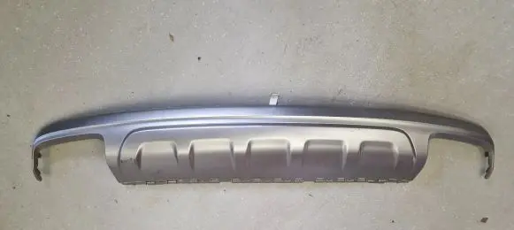 Audi Q7 4M Rear bumper trim bar molding 4M0807521