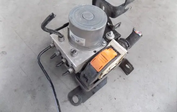 Peugeot 308 ABS Pump 9832278080 87BUDG2840235