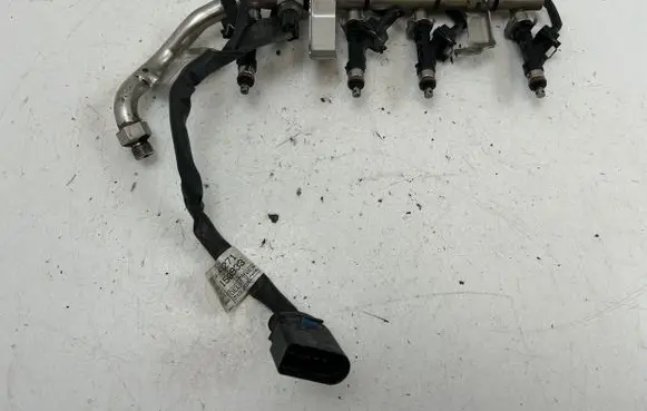Mercedes-Benz Sprinter W906 Fuel main line pipe A2710702895 A271078134