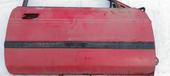 Mazda 626 Front door raudona