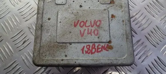 Volvo S40, V40 Engine control unit/module p30864328 1tue004527