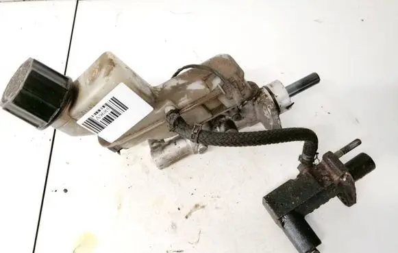 Mazda 6 Master brake cylinder 