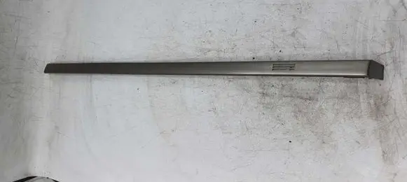 Nissan X-Trail T30 Dashboard glove box trim 684118H600
