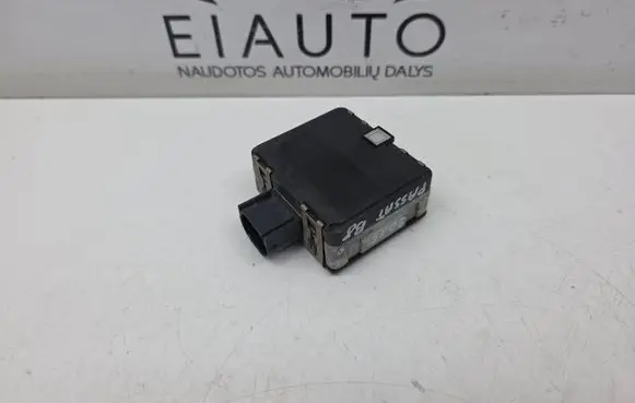 Volkswagen PASSAT B8 Distronic sensor radar 3Q0907561B 3Q0907572A 0203300379