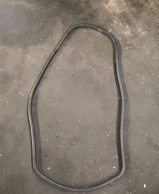 Rubber seal rear door