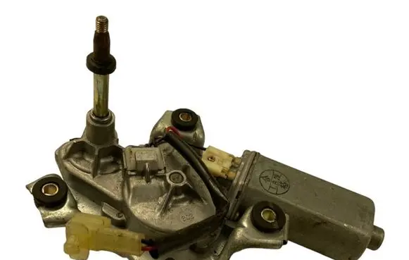 Mazda 626 Rear window wiper motor 34333581