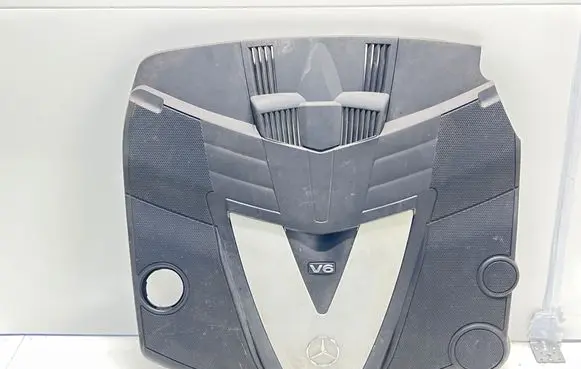 Mercedes-Benz E W211 Engine cover (trim) A6420100167