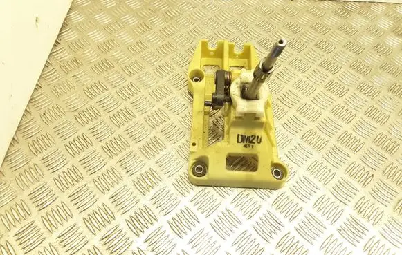KIA Cerato Gear shifter/selector