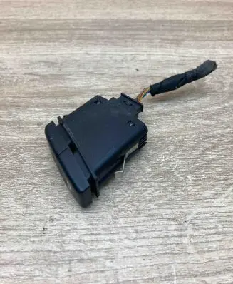 BMW X5 E70 Hazard light switch 6919506 690905202 WithPlug