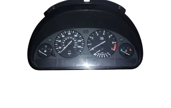 BMW 5 E39 Speedometer (instrument cluster) 8381196