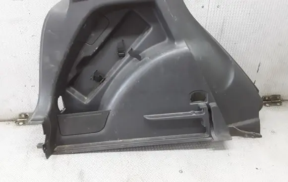 Volkswagen Golf Plus Other trunk/boot trim element 5M0867427