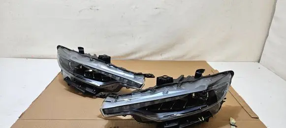 Maserati Levante Headlights/headlamps set 06701595360 06701595370