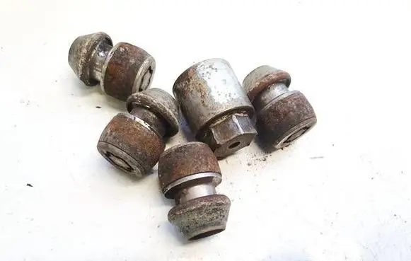 Land Rover Range Rover Evoque L538 Nuts/bolts 